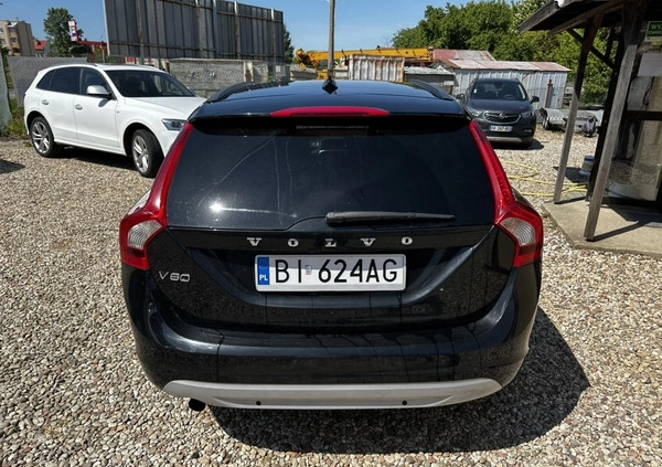 Volvo V60 cena 33600 przebieg: 273000, rok produkcji 2011 z Białystok małe 254